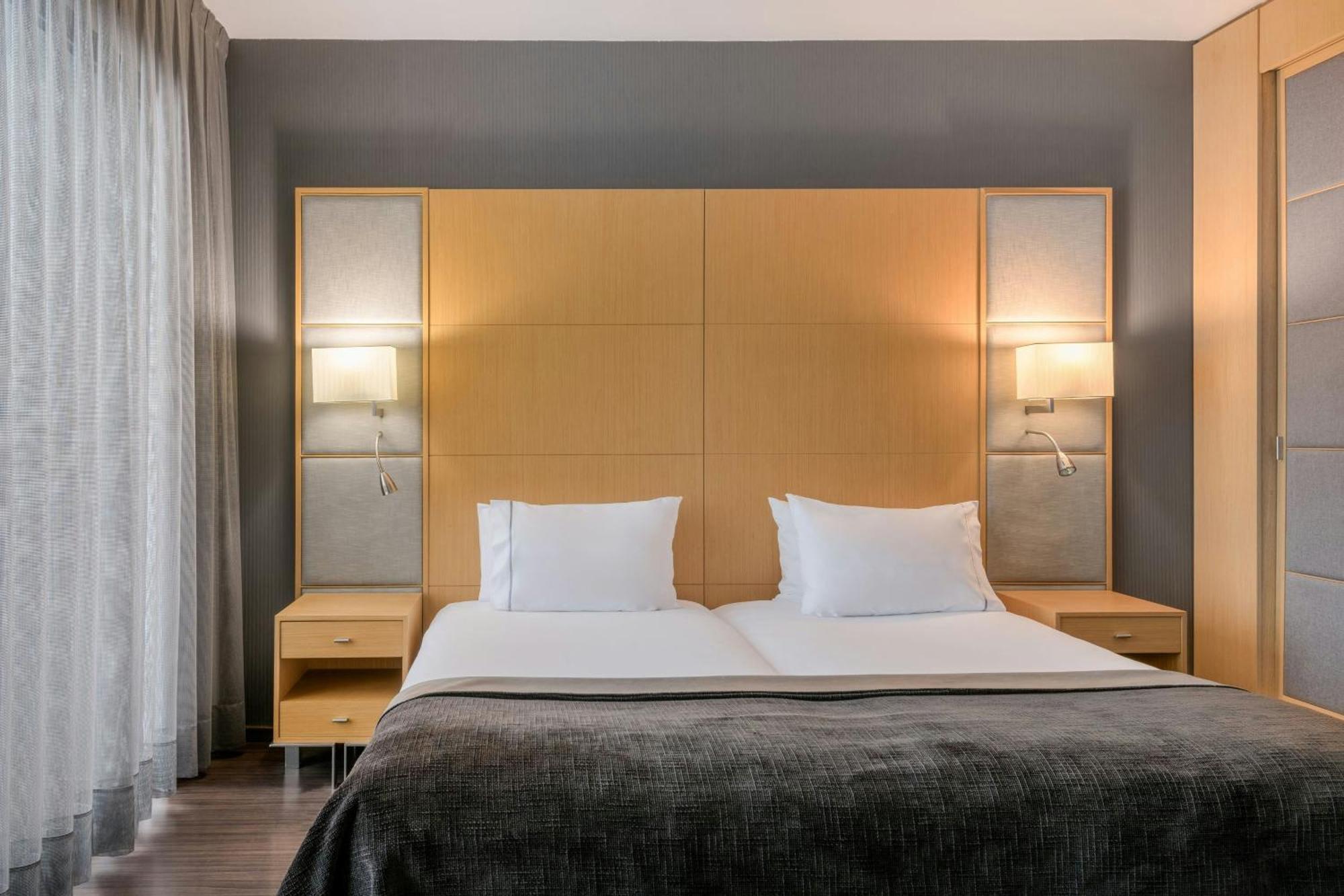 Ac Hotel Victoria Suites By Marriott Барселона Экстерьер фото