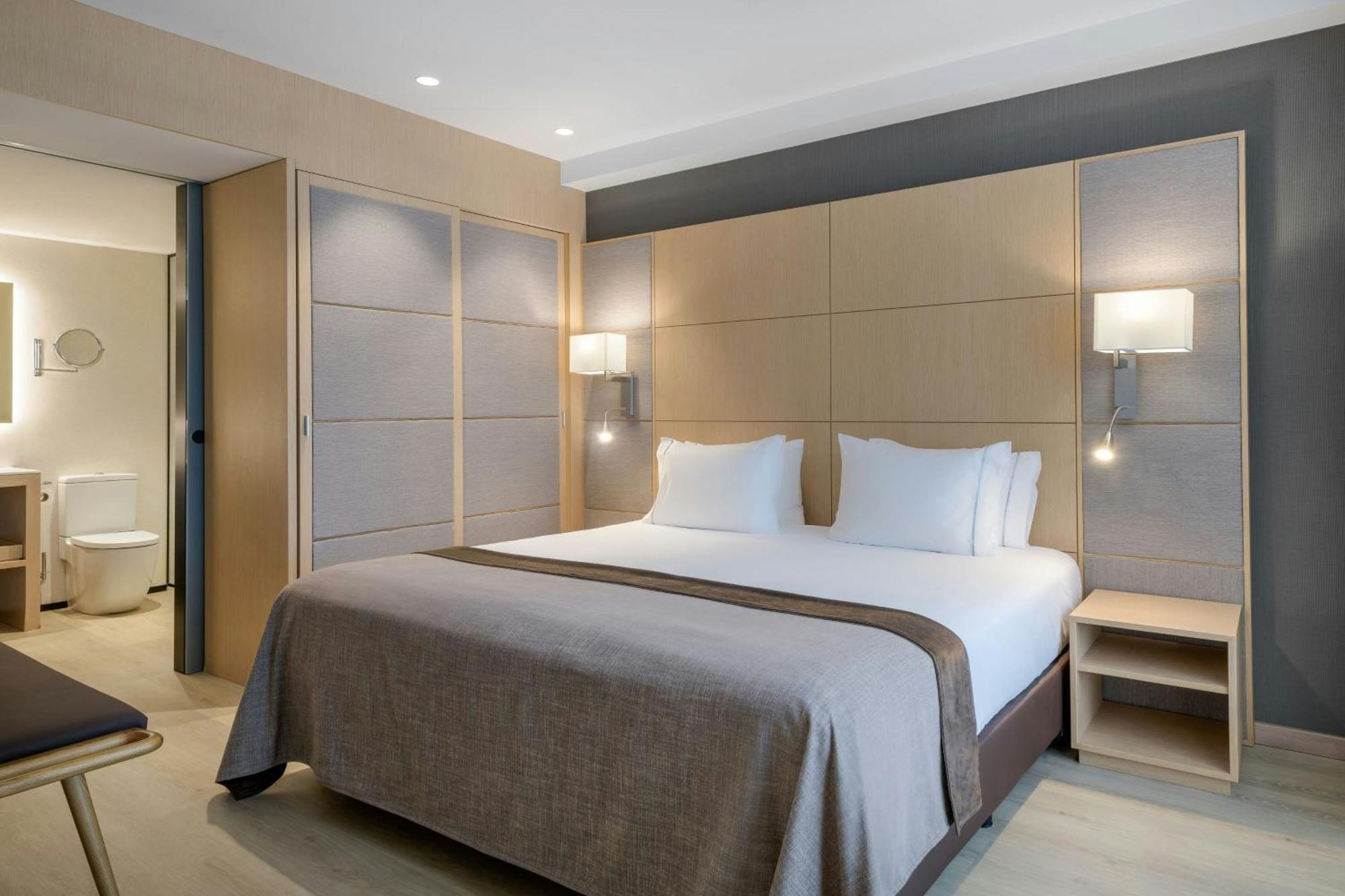 Ac Hotel Victoria Suites By Marriott Барселона Экстерьер фото