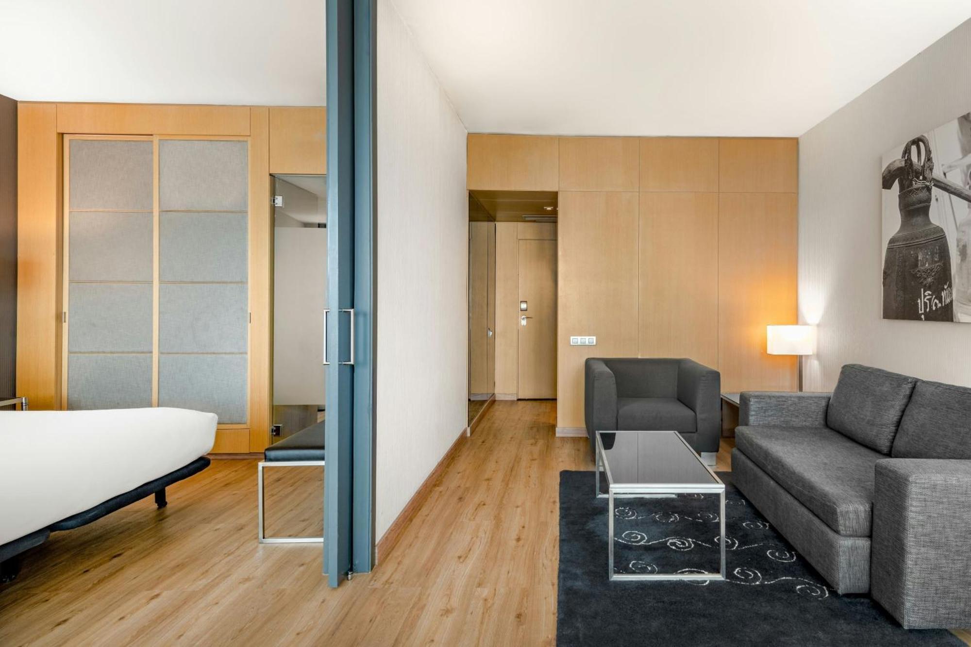 Ac Hotel Victoria Suites By Marriott Барселона Экстерьер фото
