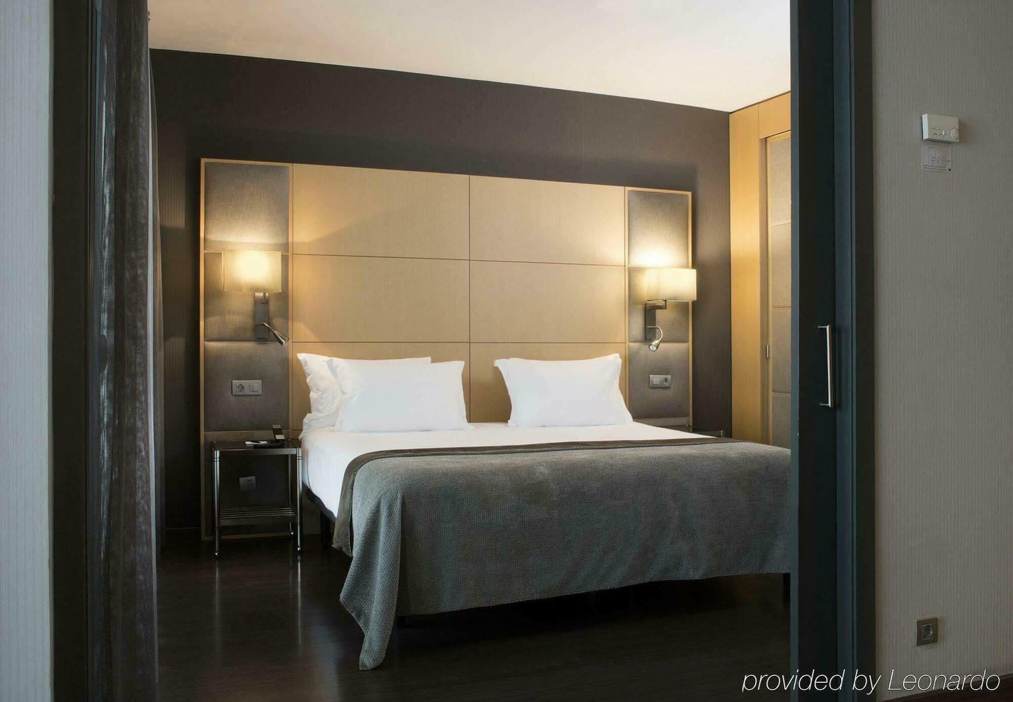 Ac Hotel Victoria Suites By Marriott Барселона Экстерьер фото
